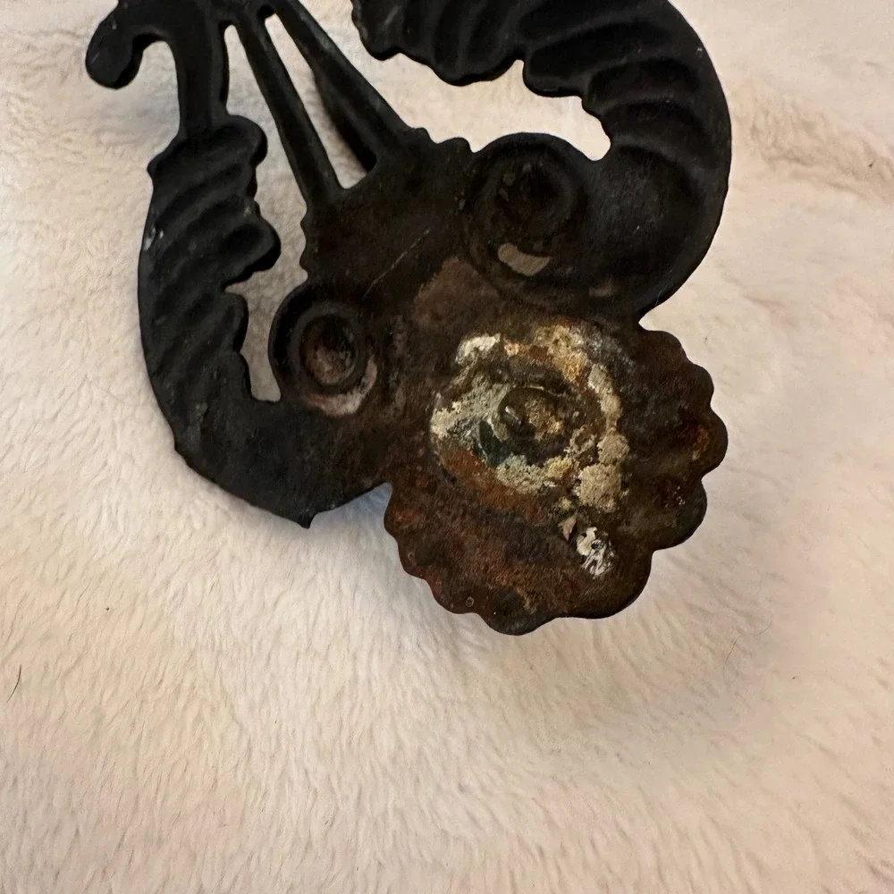 Vintage Lyre Wall Hook Black Cast Iron Victorian Scroll Decor Primitive Rustic
